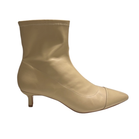 Journee Collection Jadde Ankle Boots Size 8.5 - Picture 4 of 12